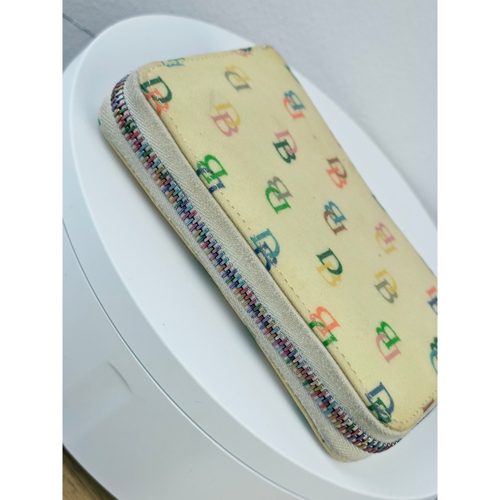 Dooney & Bourke Rainbow Monogram Zip Around Wallet Cream Heart Charm Y2K - Picture 3 of 15